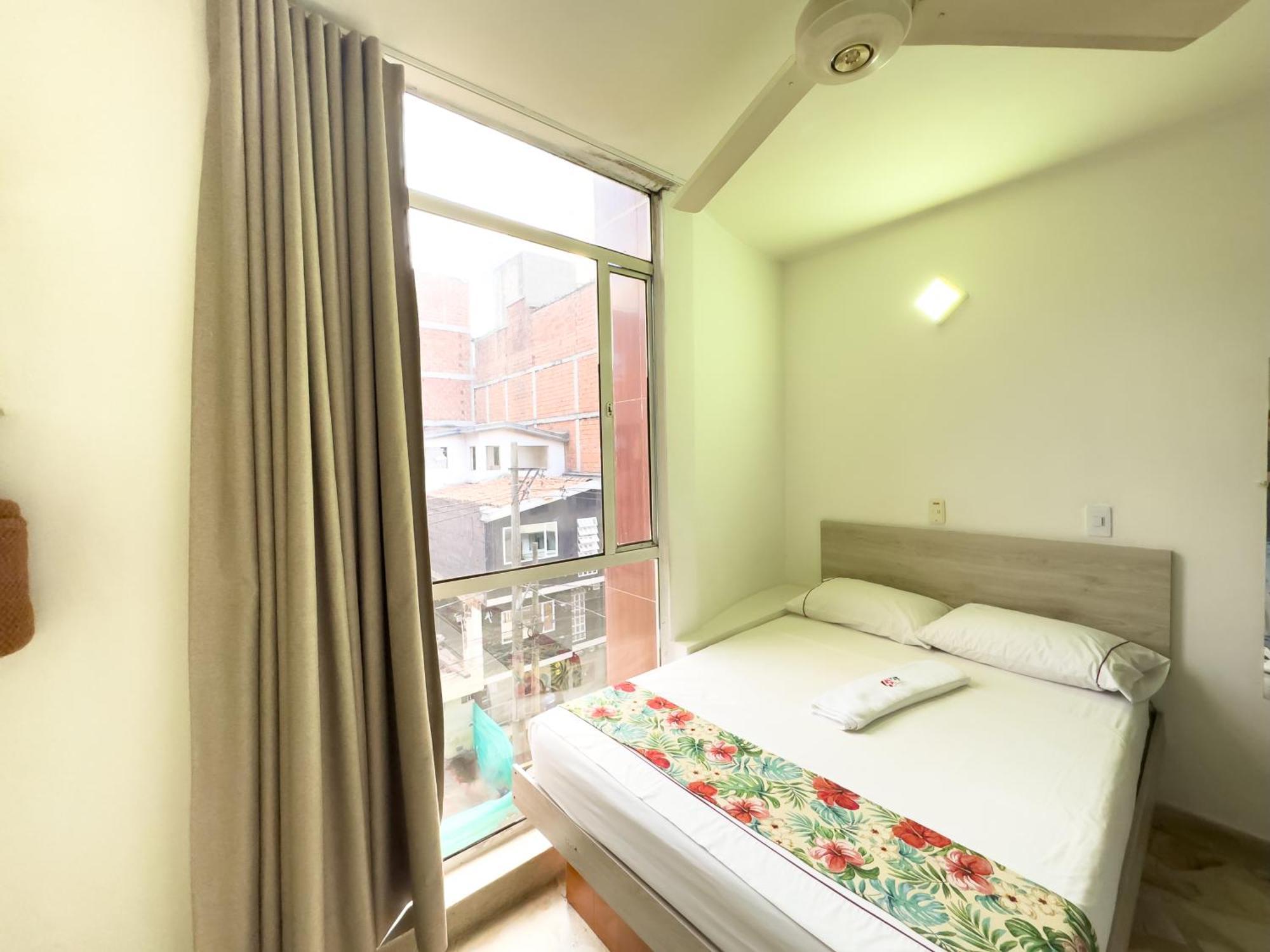 Hotel Macedonia Plaza Medellin Итагуи Экстерьер фото